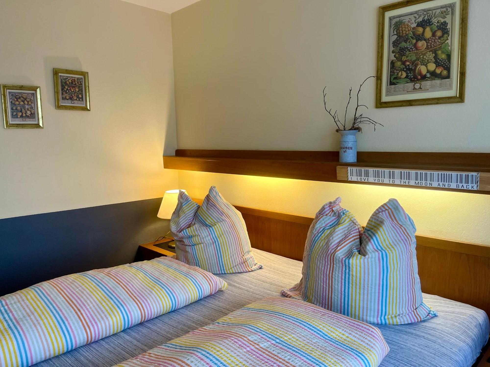 Goldener Hahn B&B Baiersbronn - Ferienwohnungen Mit Hotel Service Nahe Gartenschau Tal X Room photo