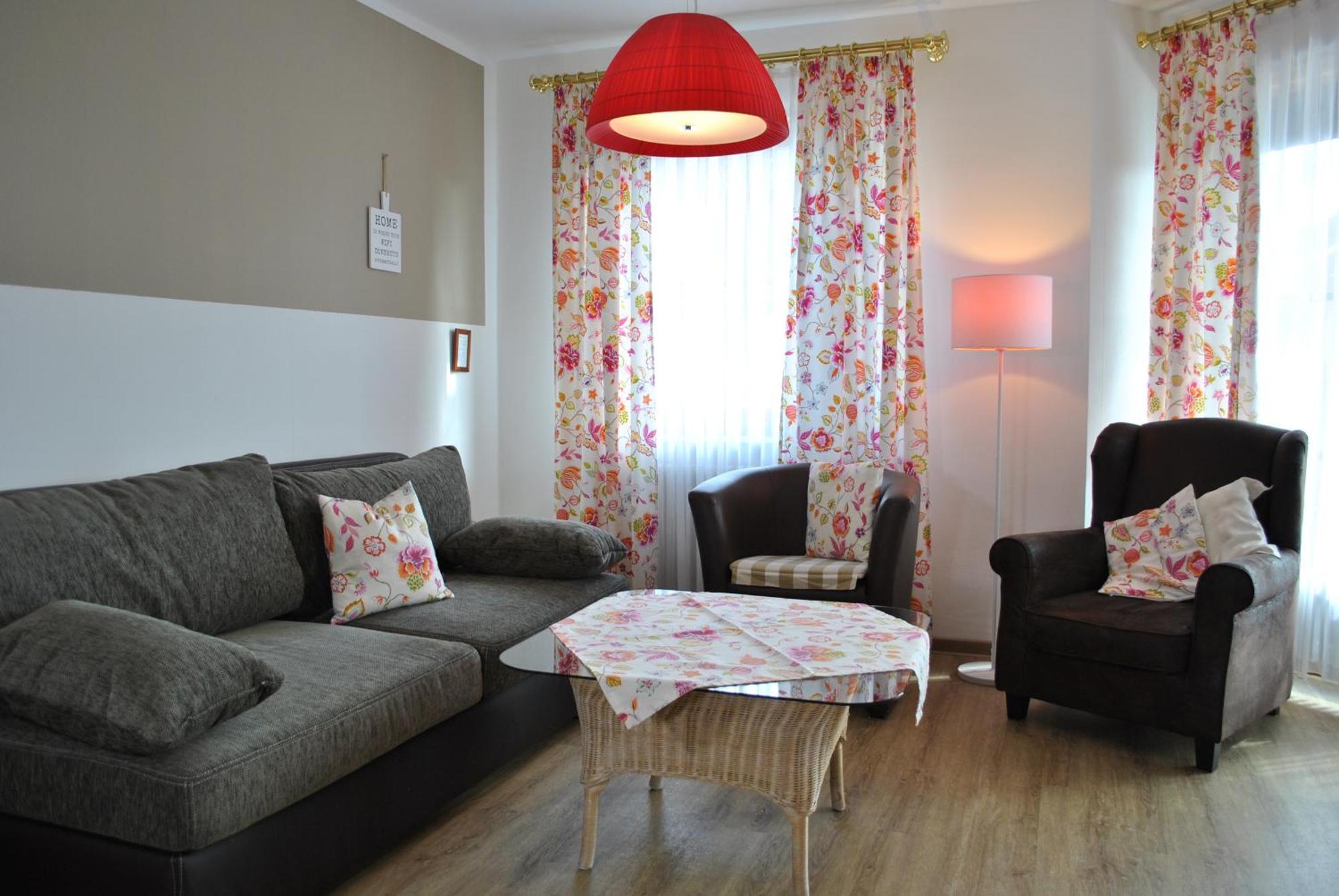 Goldener Hahn B&B Baiersbronn - Ferienwohnungen Mit Hotel Service Nahe Gartenschau Tal X Room photo